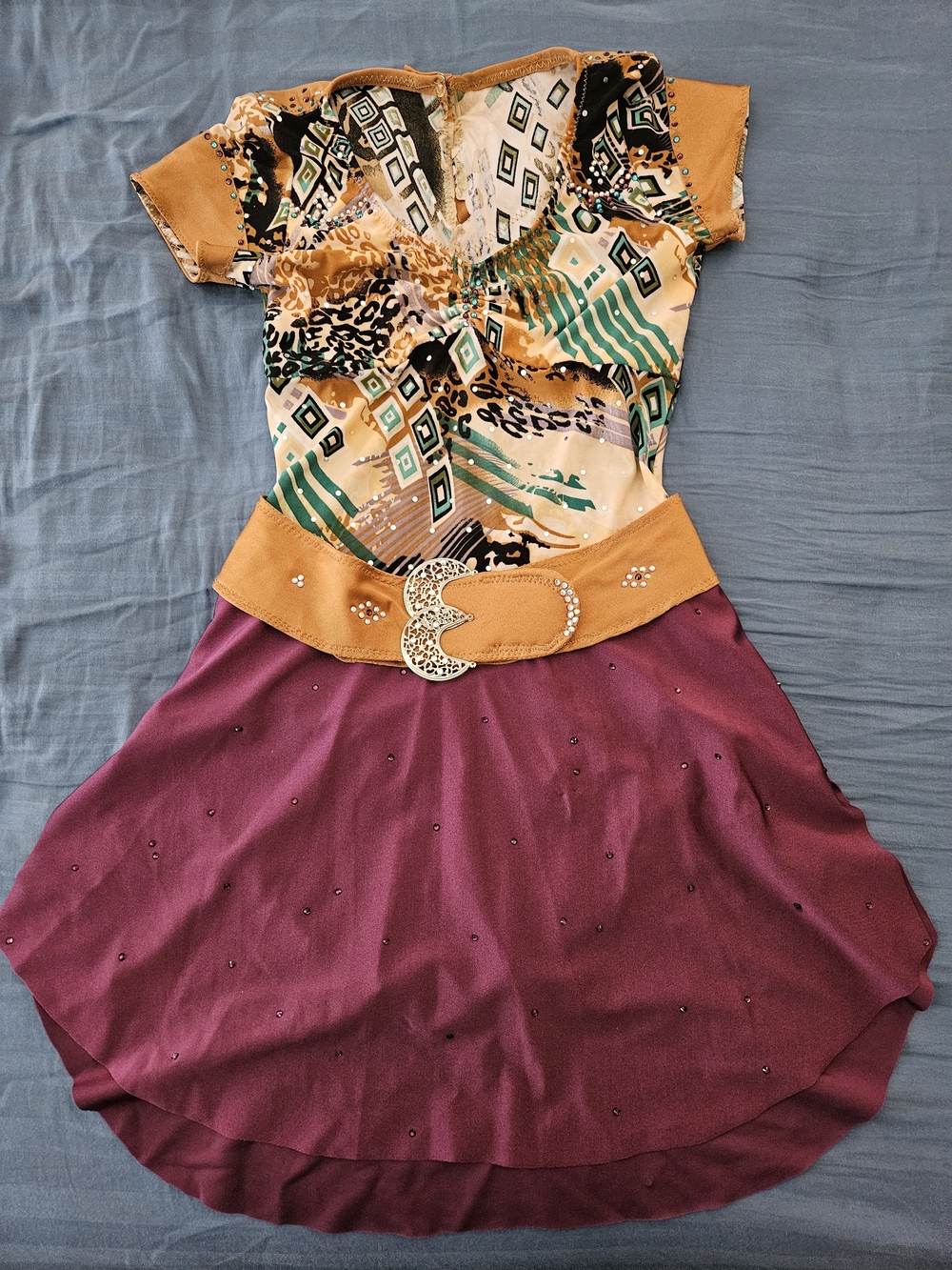 Multicolor Patterned Custom Figure Skating with Maroon Skirt And Detachable Belt